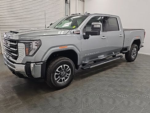 New 2026 GMC Sierra 2500 SLT image 4