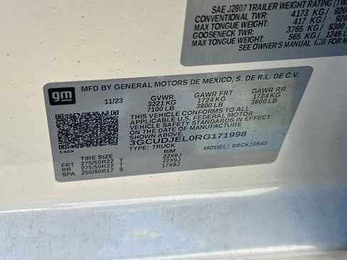 Used 2024 Chevrolet Silverado 1500 High Country w/ Technology Package image 56