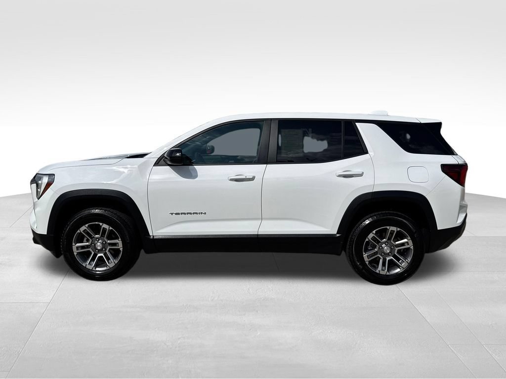 Certified 2025 GMC Terrain Elevation AWD/4WD image 2