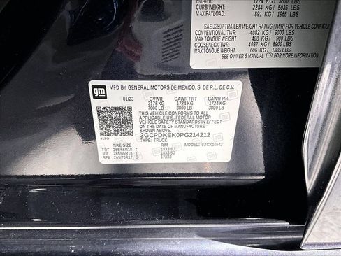 Used 2023 Chevrolet Silverado 1500 LT AWD/4WD image 37