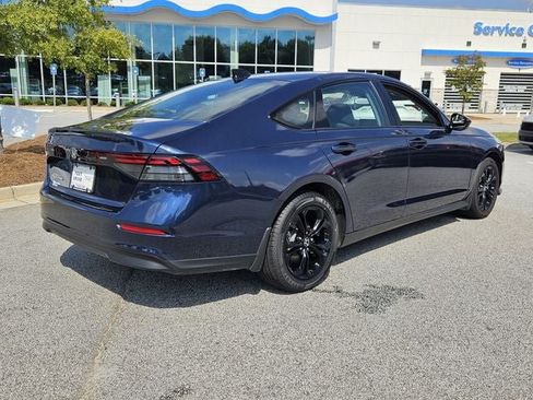 Certified 2025 Honda Accord SE image 8