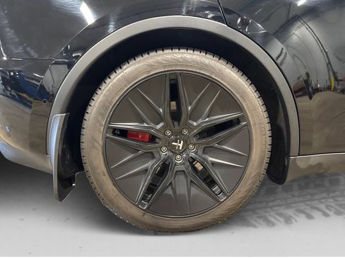 Used 2022 Tesla Model Y Performance image 50