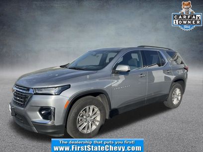 Used 2023 Chevrolet Traverse LT w/ Rear Camera Mirror Package