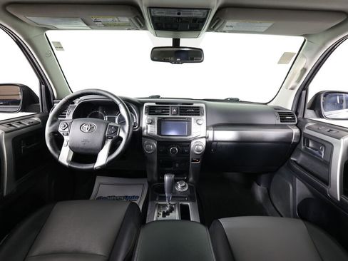 Used 2016 Toyota 4Runner SR5 Premium w/ Convenience Package image 27