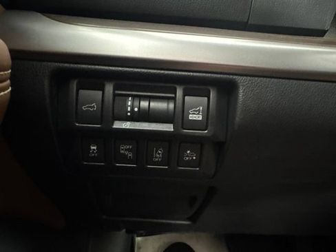 Used 2018 Subaru Outback 2.5i Touring AWD/4WD image 20