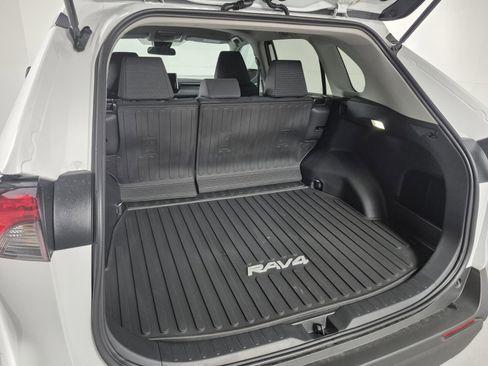 New 2025 Toyota RAV4 LE image 14