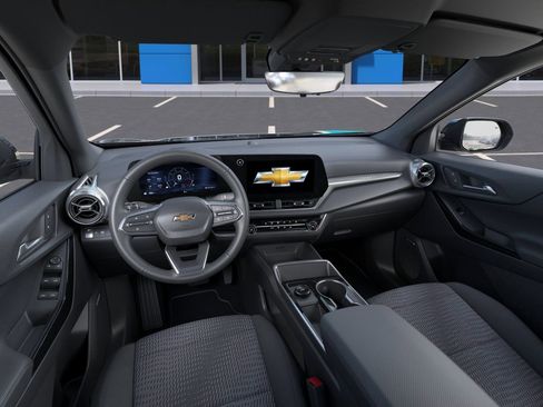 New 2026 Chevrolet Equinox LT FWD image 15