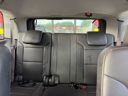 Used 2017 GMC Yukon SLT w/ Open Road Package RWD image 17