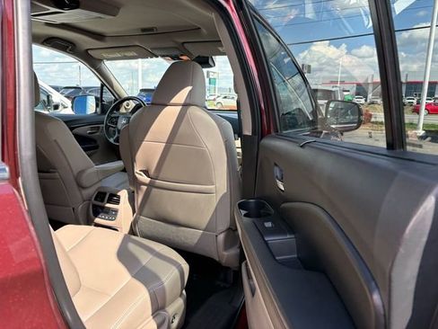 Certified 2022 Honda Pilot Touring image 28