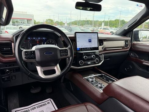 Used 2024 Ford Expedition Limited AWD/4WD image 20