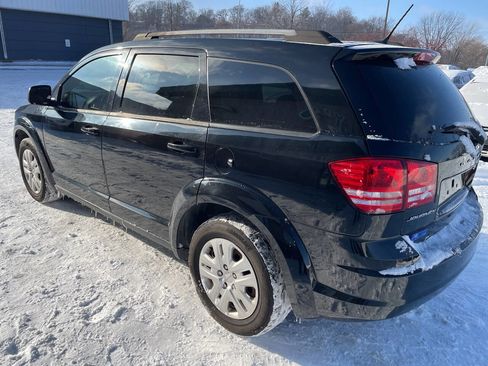 Used 2018 Dodge Journey SE image 5