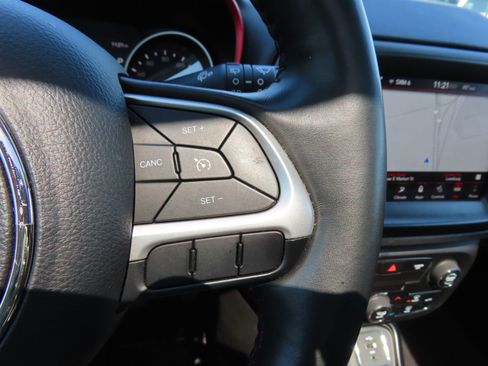 Used 2017 Jeep Compass Trailhawk w/ Navigation Group image 20