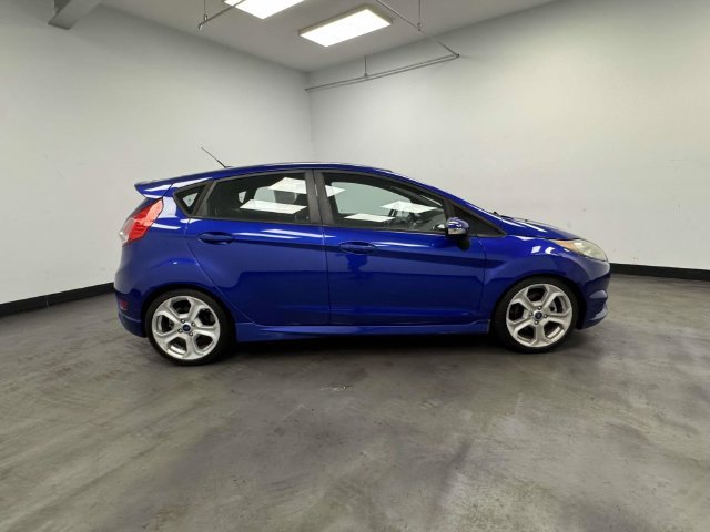 Used 2015 Ford Fiesta ST FWD image 7