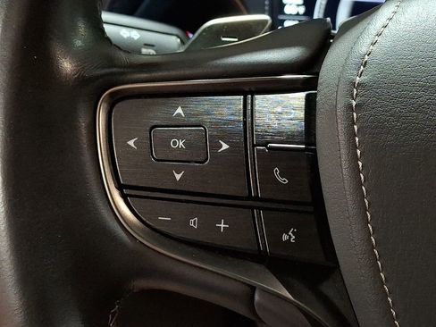 Used 2018 Lexus LS 500h AWD image 15