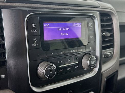 Used 2018 RAM 2500 Tradesman image 16