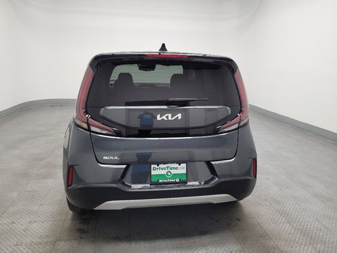 Used 2024 Kia Soul S image 6