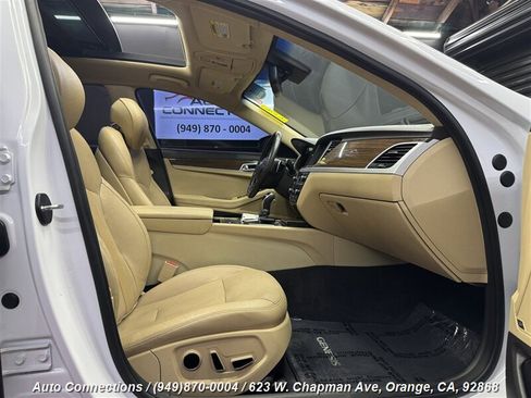 Used 2015 Hyundai Genesis 3.8 w/ Option Group 02 image 7