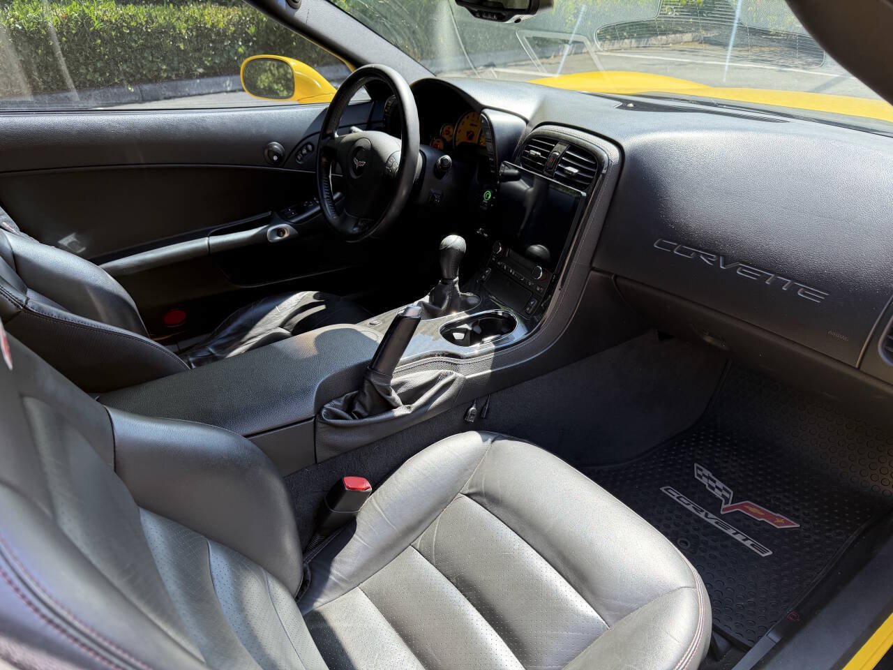 Used 2007 Chevrolet Corvette Z06 w/ Preferred Equipment Group RWD image 14
