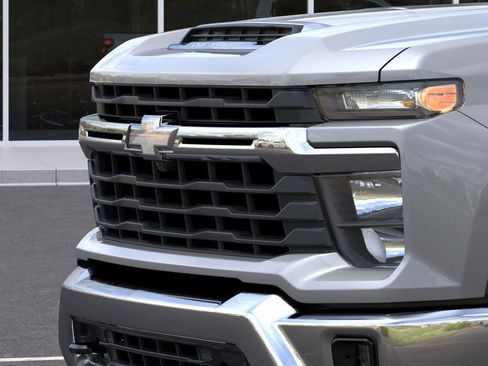 New 2026 Chevrolet Silverado 2500 LT image 13