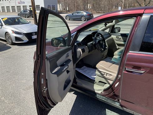 Used 2012 Honda Odyssey EX-L image 21