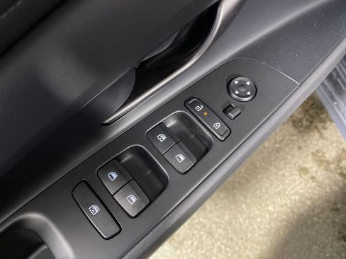 New 2026 Hyundai Elantra Sport FWD image 18