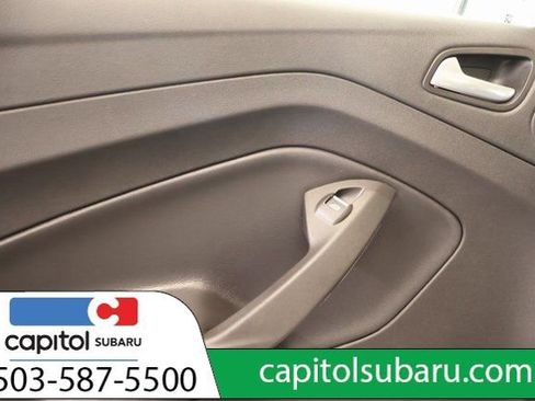 Used 2016 Ford C-MAX Energi SEL w/ Equipment Group 302A FWD image 31