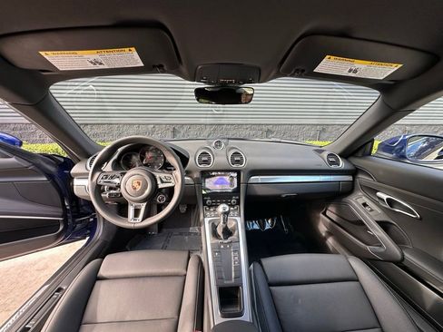 Certified 2025 Porsche 718 Cayman image 6