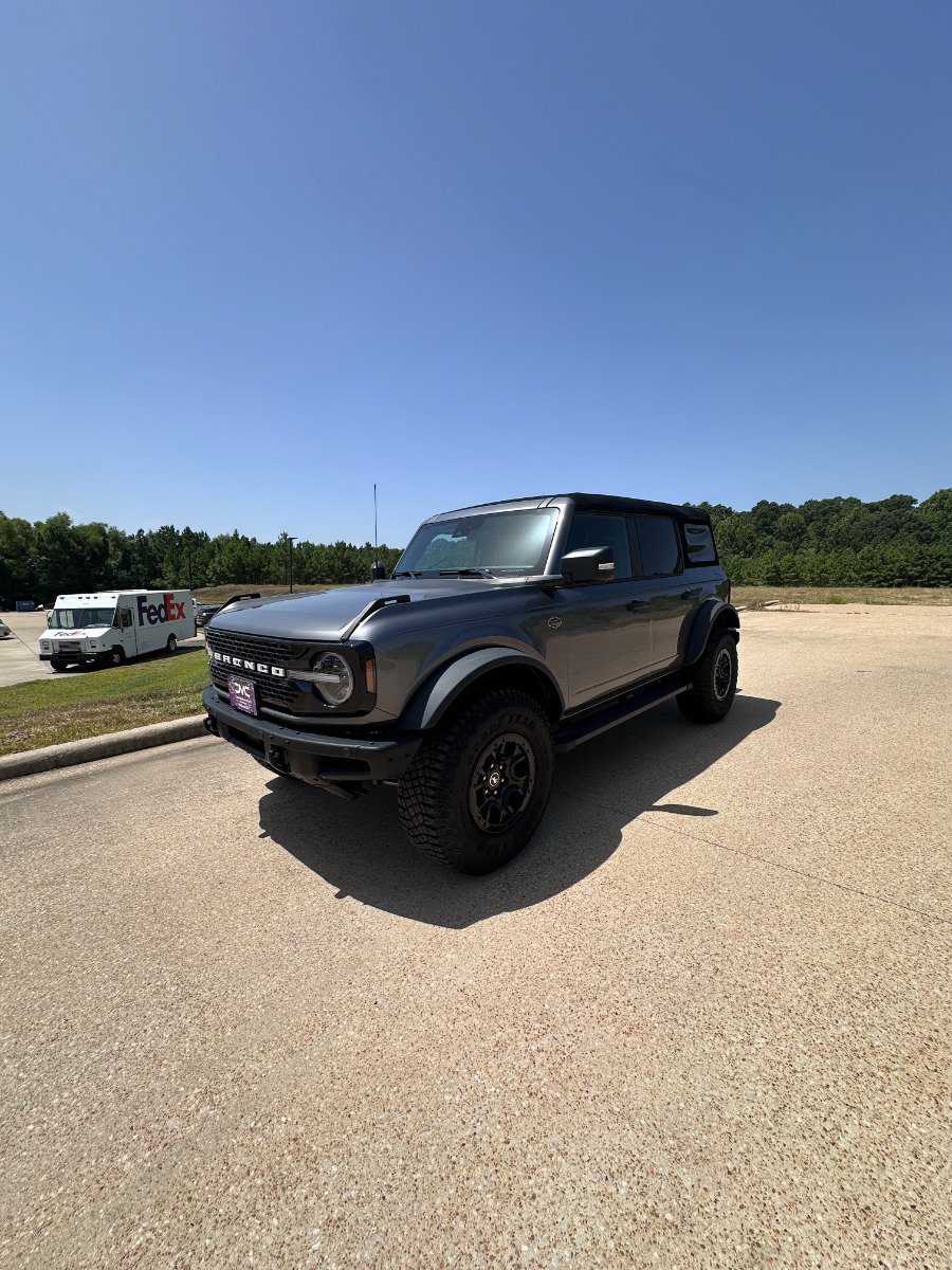 Used 2024 Ford Bronco Wildtrak AWD/4WD image 1