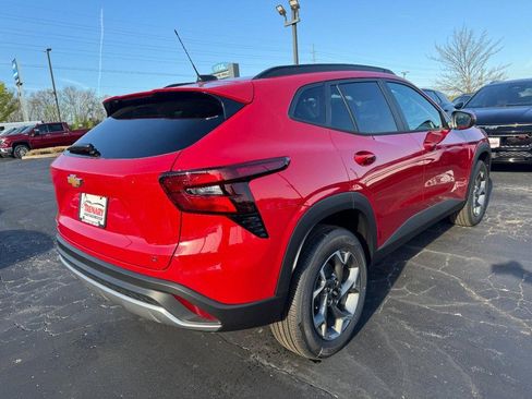 New 2026 Chevrolet Trax LT FWD image 3