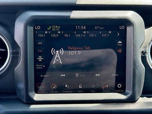 Used 2022 Jeep Wrangler Unlimited Rubicon 4xe w/ Safety Group image 16