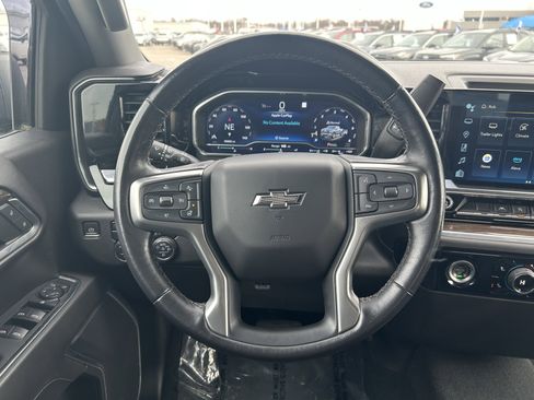 Used 2022 Chevrolet Silverado 1500 RST w/ Protection Package image 10