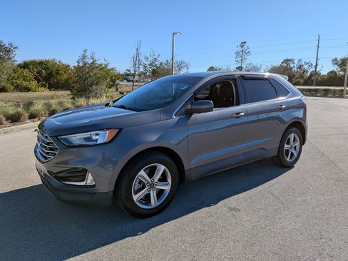 Used 2021 Ford Edge SEL w/ Convenience Package image 9