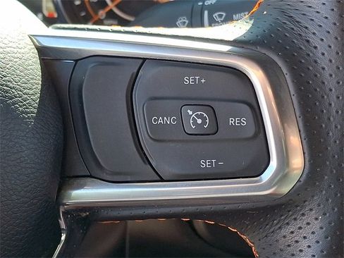 Used 2023 Jeep Gladiator Mojave w/ Cold Weather Group image 23