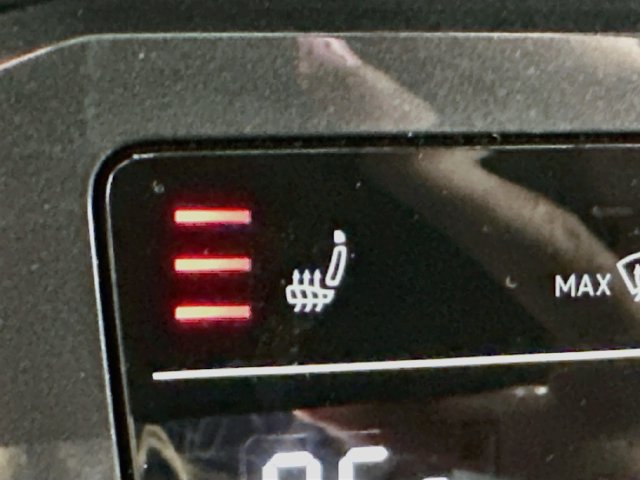 Certified 2024 Volkswagen Tiguan SE AWD/4WD image 20