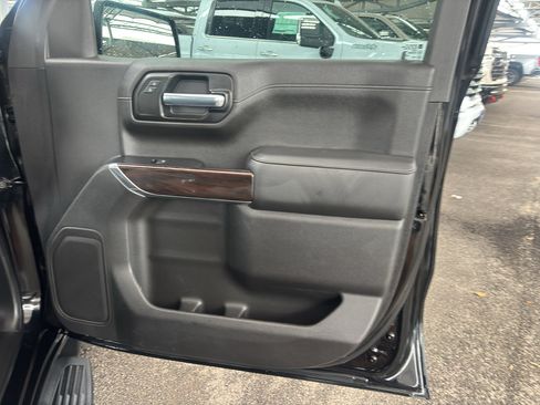 Used 2020 GMC Sierra 1500 SLT image 15