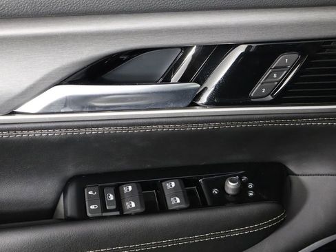 New 2026 Jeep Grand Wagoneer Limited AWD/4WD image 23