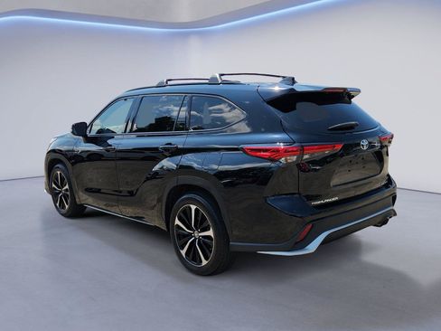 Used 2021 Toyota Highlander XSE AWD/4WD image 5