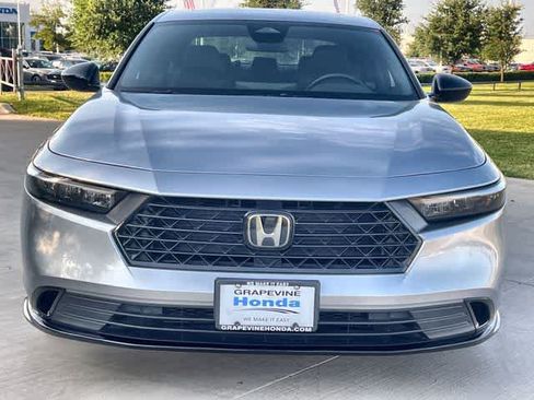 Used 2025 Honda Accord Sport image 7