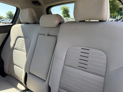 Used 2021 Kia Sportage LX w/ LX Fwd Popular Package image 19