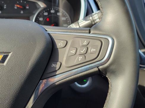 Used 2024 Chevrolet Equinox LT w/ LPO, Floor Liner Package AWD/4WD image 15