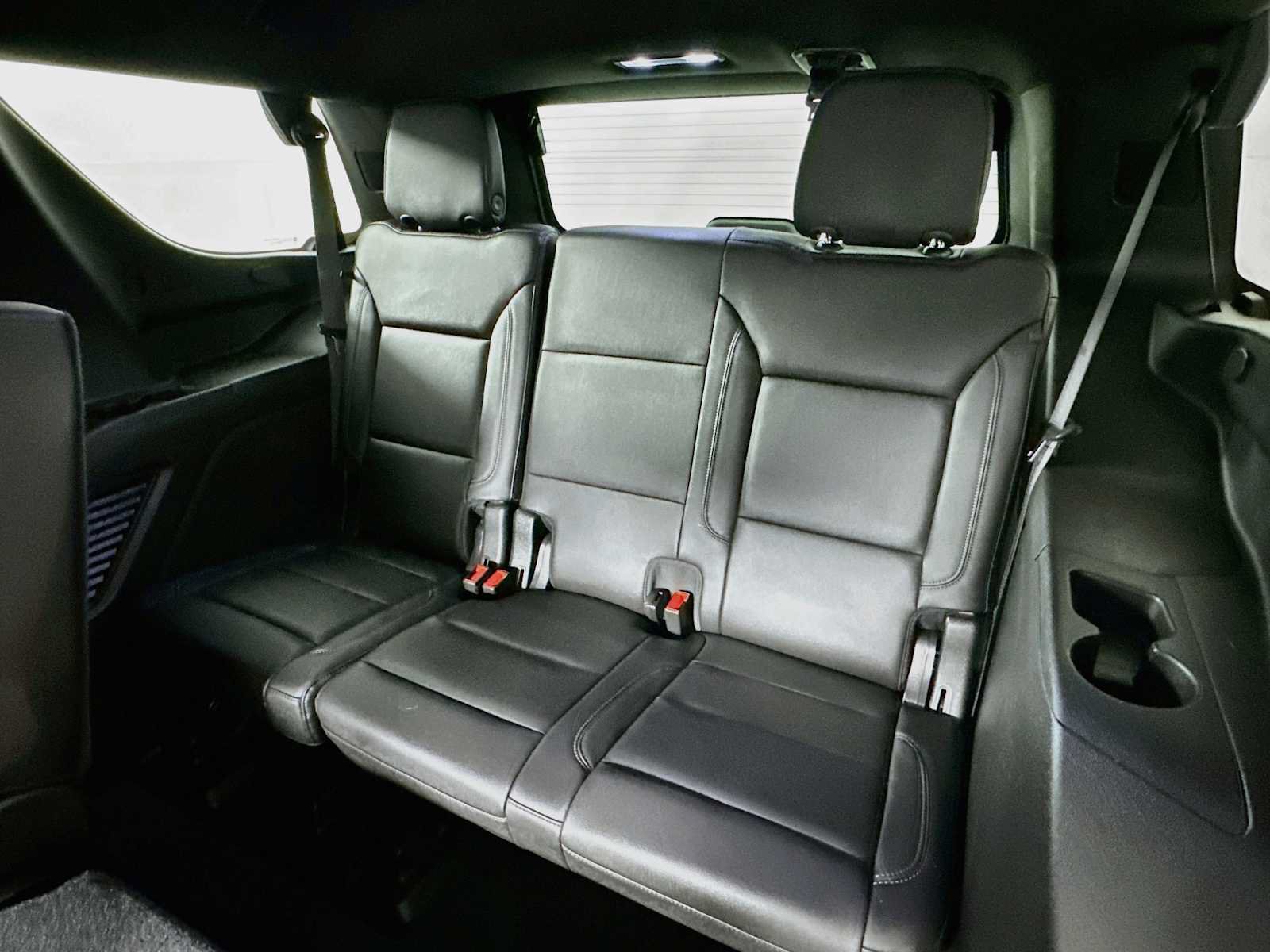 Used 2021 Chevrolet Tahoe LT w/ Luxury Package RWD image 26