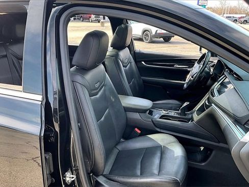 Used 2023 Cadillac XT5 Premium Luxury image 29