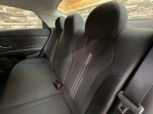 Used 2023 Hyundai Elantra SEL image 27