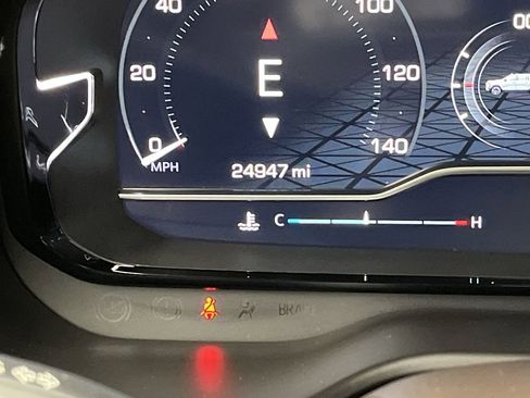 Certified 2022 GMC Yukon Denali image 18