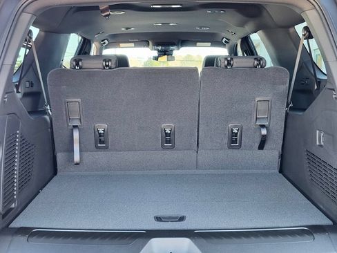 New 2026 Chevrolet Suburban LS AWD/4WD image 29