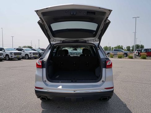 Used 2019 Chevrolet Equinox LT AWD/4WD image 14