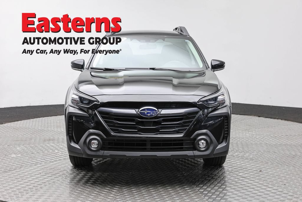 Used 2023 Subaru Outback Premium AWD/4WD image 3