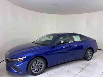New 2025 Hyundai Elantra Blue