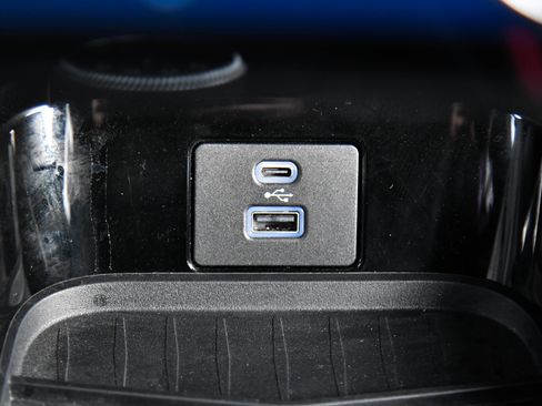 Used 2023 Ford Mustang Mach-E Select image 29