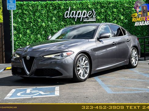 Used 2017 Alfa Romeo Giulia RWD image 1